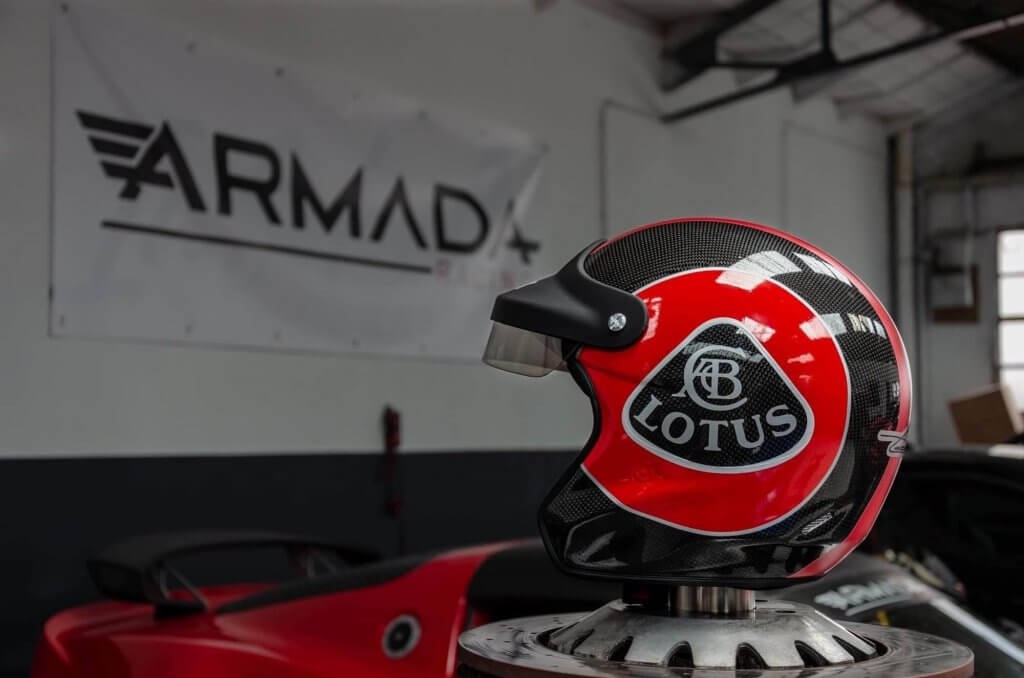 Total covering personnalisé caque UVEX