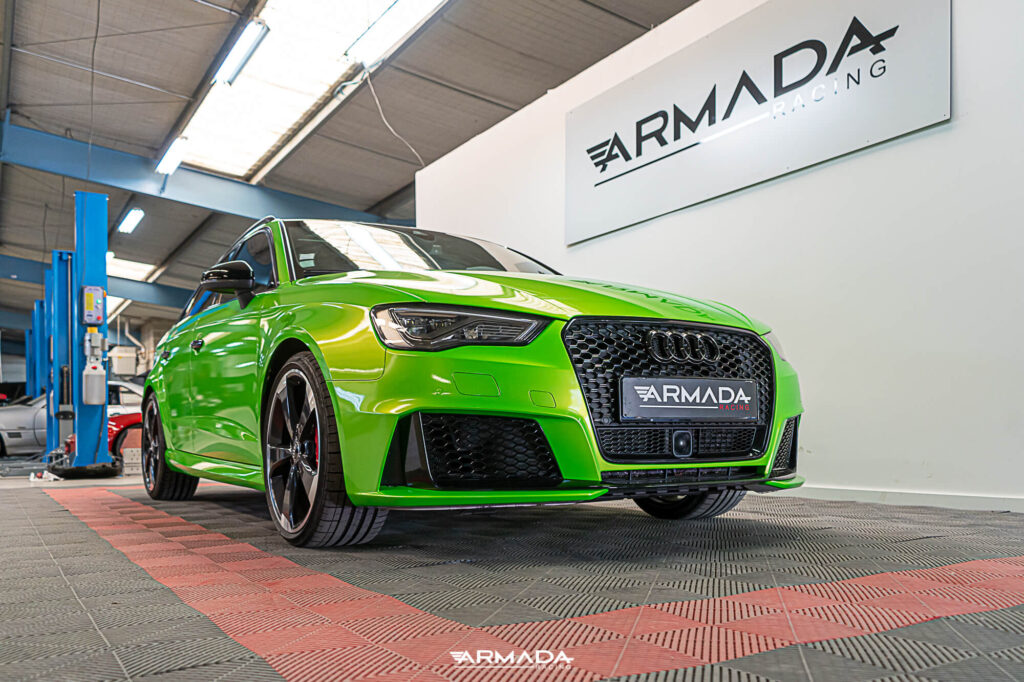 Total covering Hexis Wasabi Green sur une Audi RS3 par Armada Racing