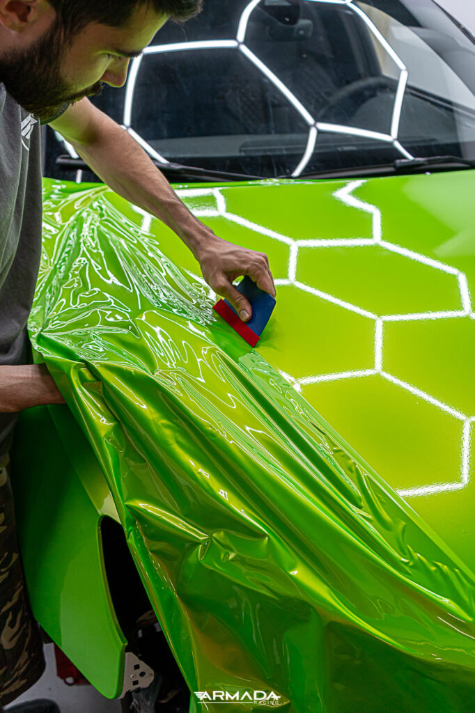 Total covering Hexis Wasabi Green sur une Audi RS3 par Armada Racing