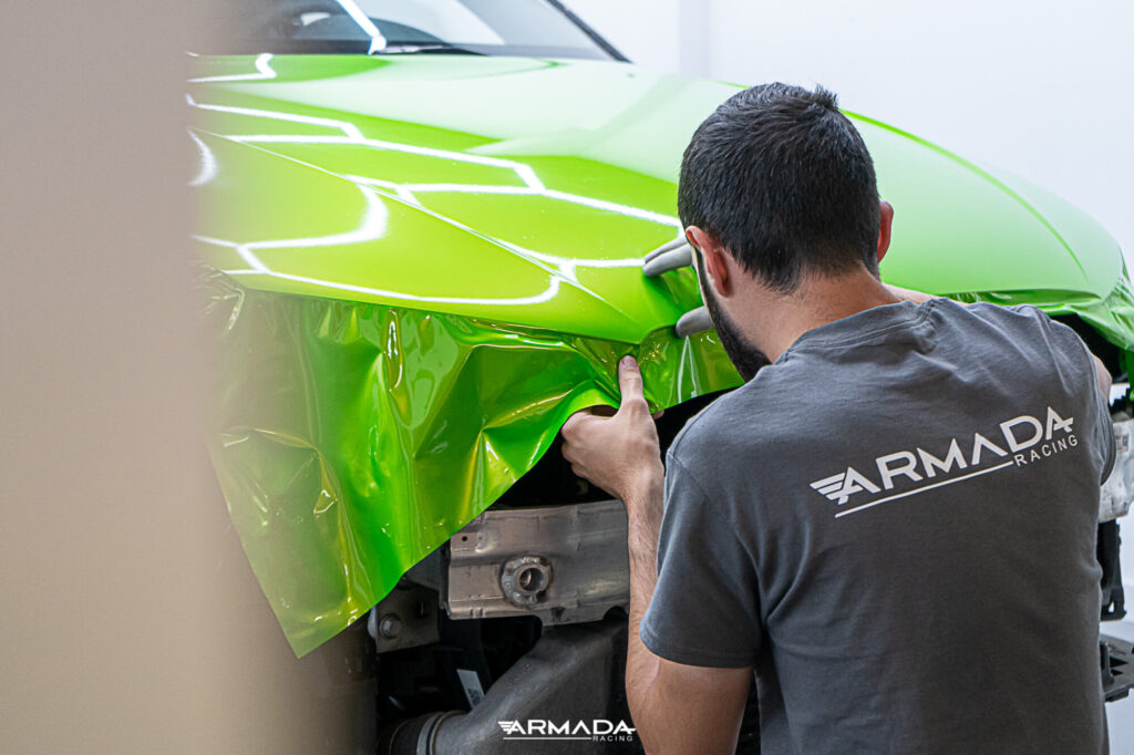 Total covering Hexis Wasabi Green sur une Audi RS3 par Armada Racing