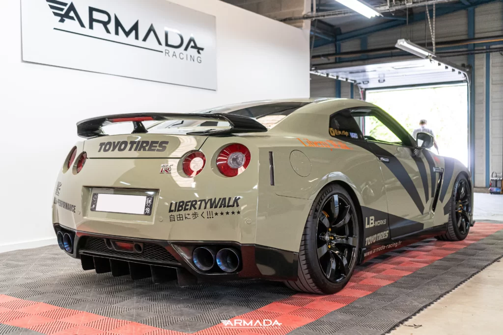 covering godzilla nissan GTR R35